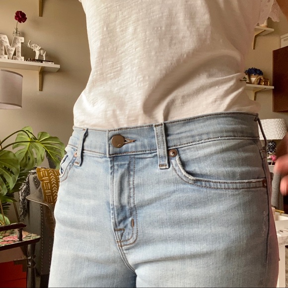 J BRAND Mid-Rise Skinny Leg Rapture Jeans - Picture 3 of 8